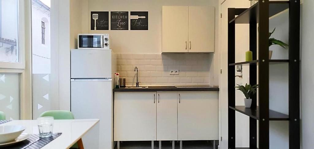 Coqueto Apartamento Nuevo En Pleno Centro De Algeciras Bb Bagian luar foto